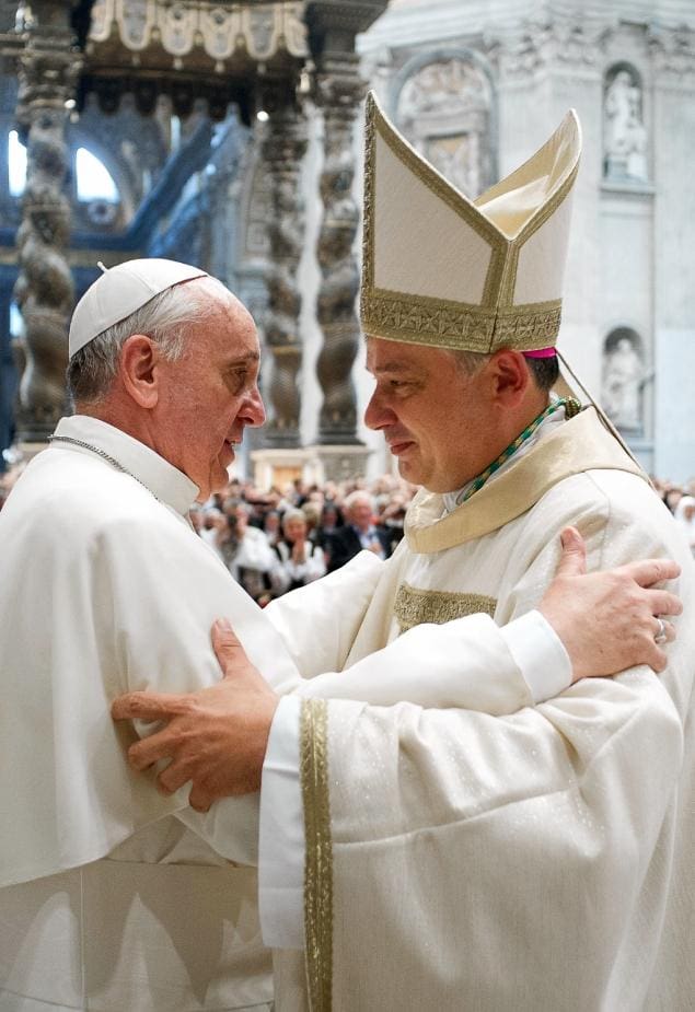 vatican-pope-charity