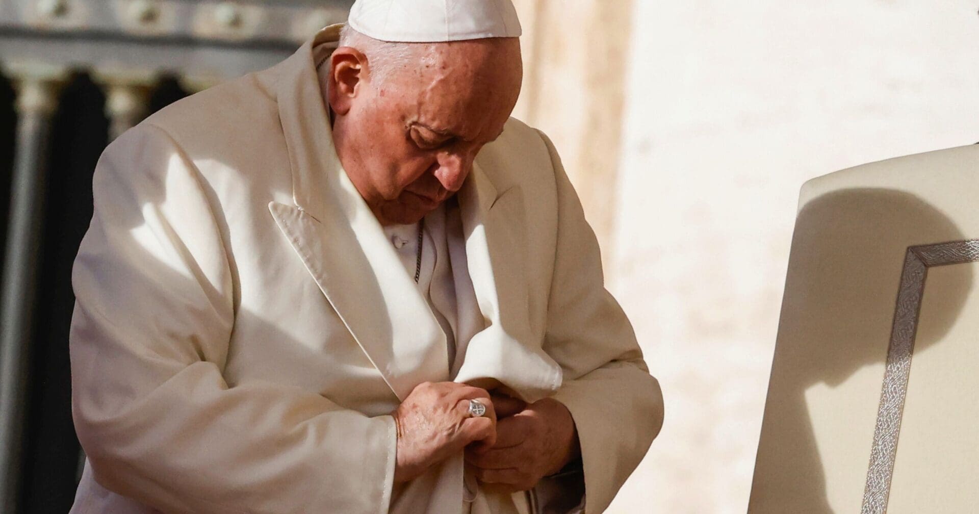 Here’s How You Can Pray for Pope Francis’ Official Prayer Intentions in